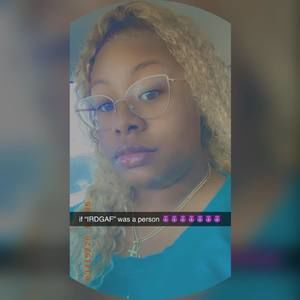 Meet your Posher, Kait